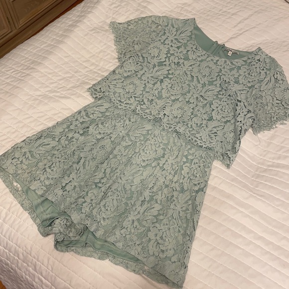 Charlotte Russe romper - Picture 1 of 2